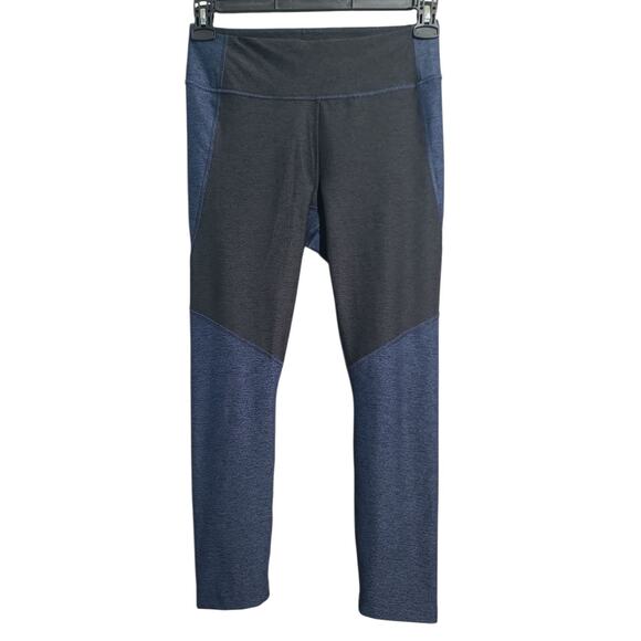 Outdoor Voices 3/4 Warm Up Colorblock Tights Blue Black Size Medium - Picture 1 of 4